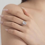 Anel de prata S925 com zircônia branca retangular Ice Flower, corte 8A, cravação redonda, para um brilho intenso e elegante. — foto 1