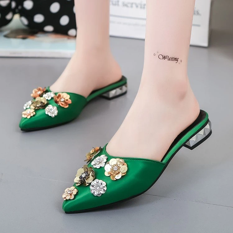 Foreign Trade Summer Pointed Sequin Flower Slippers Korean Casual Rhinestone Lazy Cloth Bread Head Sandals Large Size Co — photo 5