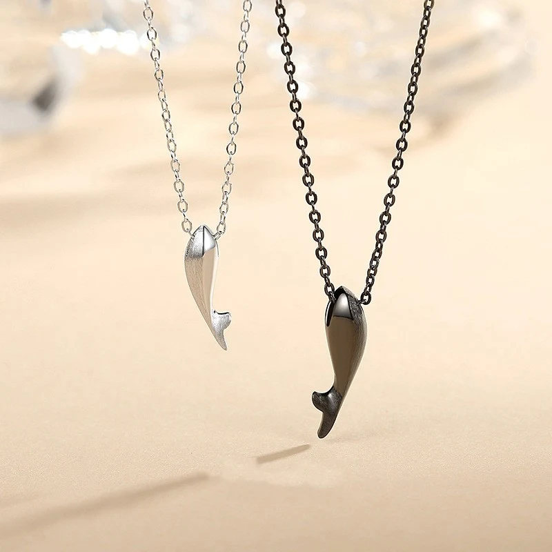 Colar de casal com golfinhos, pingente de prata esterlina, simbolizando amor eterno e uma conexão especial. Presente ideal. — foto 6