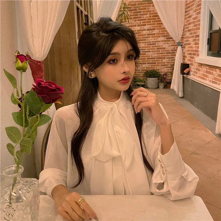 Title 3, Womens White Super Fairy Bow Shirt