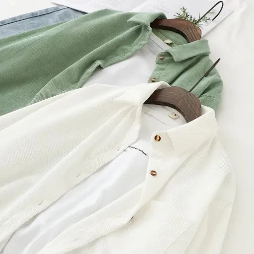 Title 14, Chaqueta de camisa de pana vintage