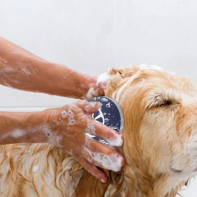 Hunde-Shampoo-Bürste 3 in 1 mit Massagepunkten. Hundebürste zum Waschen und Schrubben für ein schnelles, gründliches Bad. — foto 7