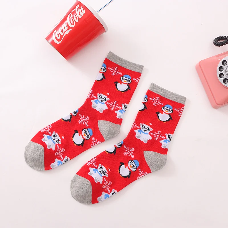 Title 21, Santa Claus Elk Snowman Medium Tube Socks – Coz...