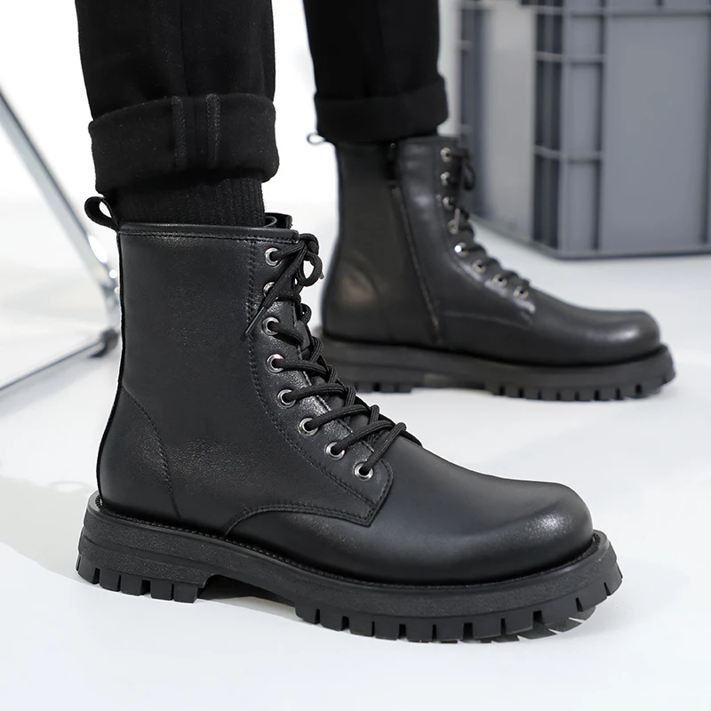Botas Martin de Couro Masculinas Estilo Britânico com Fleece, Cano Médio, Conforto e Design Clássico para um Visual Moderno. — foto 6