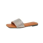 Chinelos femininos de sola reta com strass, perfeitos para adicionar brilho ao seu visual. Conforto e elegância em cada passo. — foto 2