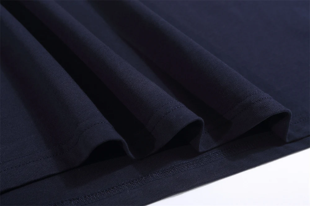 Title 2, Loose pure cotton contrast-color top for men of...