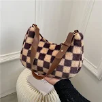 Bolsa de axila de comércio exterior com design de grade peluda, ideal para exportação. Leve seus pertences com estilo e praticidade. — foto 6