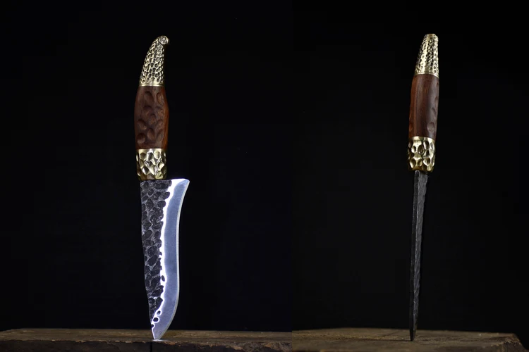 Title 2, Simon Leopard Bone Knife for precise cutting an...