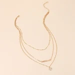 Colar multicamadas com pingente personalizado, gargantilha. Adicione estilo único ao seu visual ou presenteie alguém especial. — foto 12