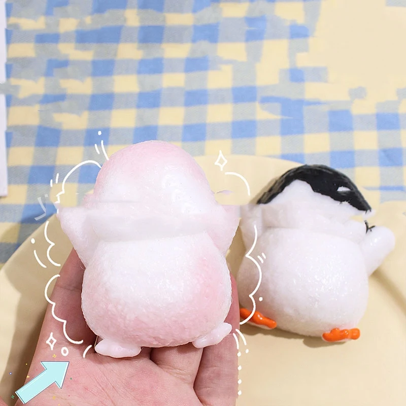 Brinquedo de apertar pinguim fofo e podre, super macio para descompressão. Alívio do estresse com este adorável brinquedo espremível. — foto 3