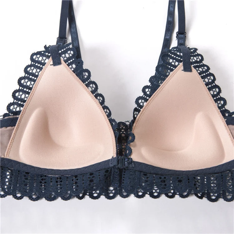 Sexy triangle cup bra without underwire, offering natural support and comfort. Enjoy a sensual silhouette and a barely-t — photo 4