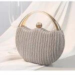 Bolsa Redonda Portátil de Moda Feminina Design em Formato de Caixa Leva o Essencial com Estilo Prática e Charmosa Para Todas as Ocasiões — foto 5