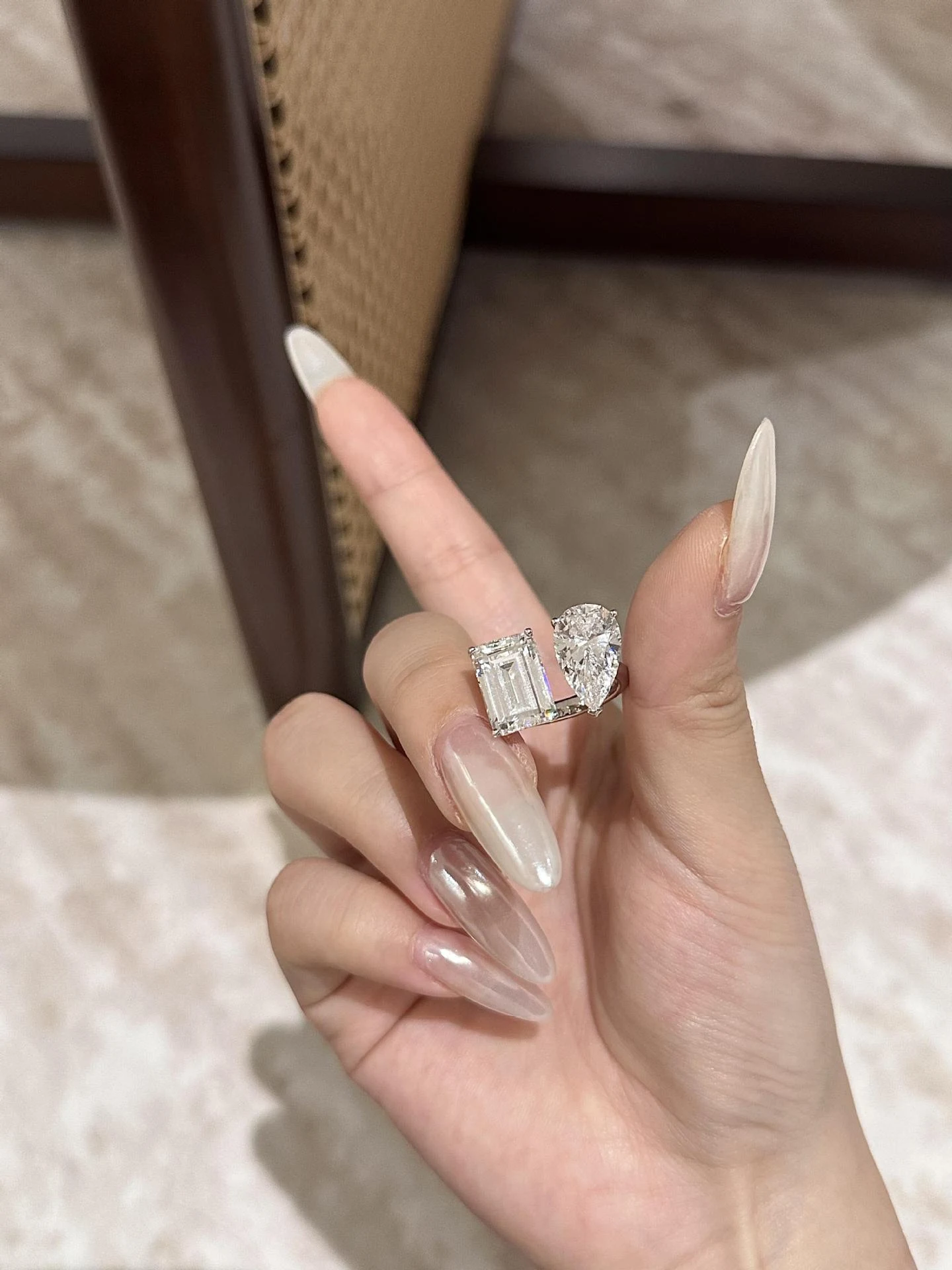 Title 13, Anillo de plata S925 con doble piedra de pera y...