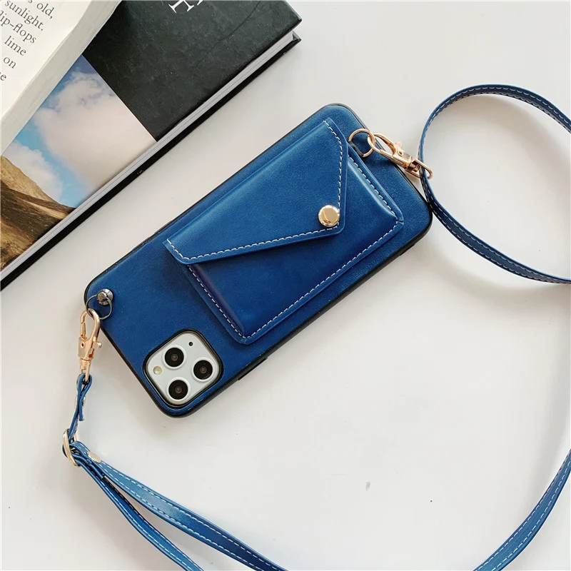 Title 3, Capa crossbody de couro para celular, ideal par...