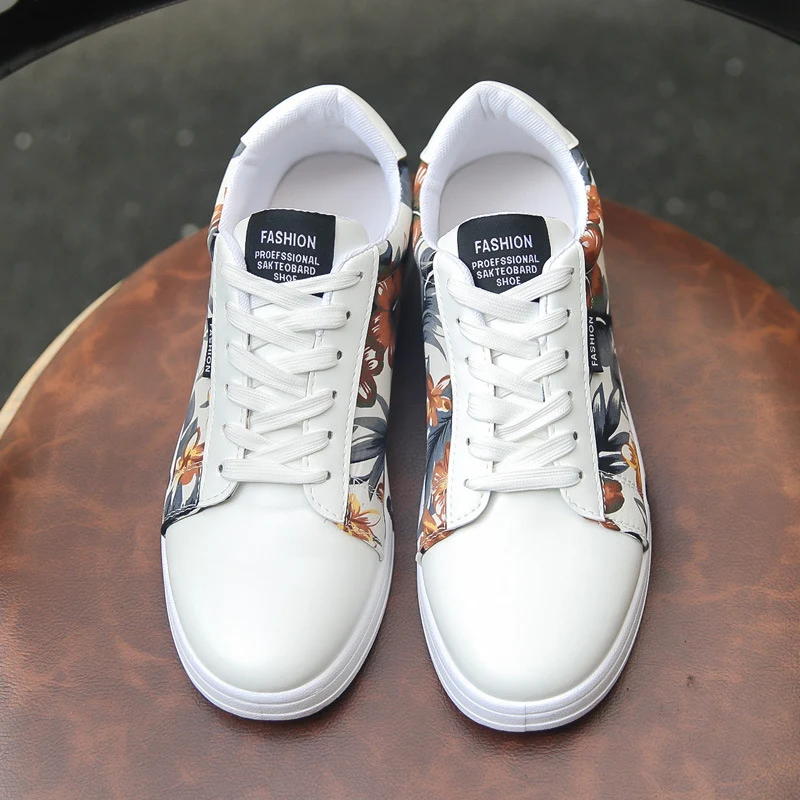 Title 3, Thick-soled shoes with a high built-in design o...