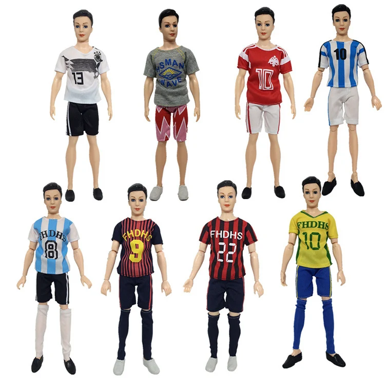 Boneco Ken Príncipe de 30cm articulado e pintado, com calças e roupa fashion. Vista e crie looks incríveis com roupas de baile! — foto 3