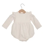 Macacão para Bebê Menina Manga Longa Romper Jumpsuits Uma peça Conforto e estilo para recém-nascidas e pequenas. — foto 5
