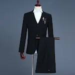 Men's Groom and Best Man Three-Piece Suit with Vest. Elegant wedding attire, a sophisticated and modern look for special — photo 10
