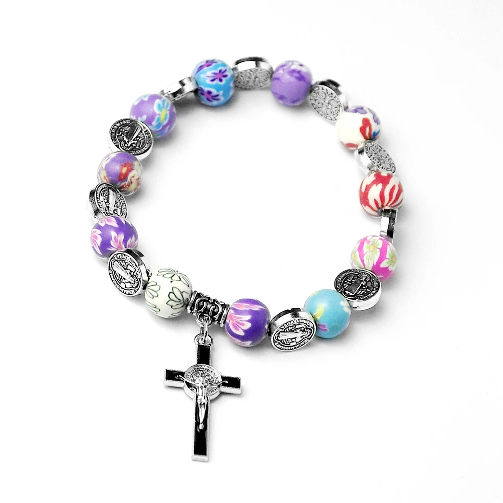Pulseira Terço Cruz de Argila Polimérica Colorida Abrace a Fé com Esta Linda, Durável e Significativa Joia Católica — foto 11