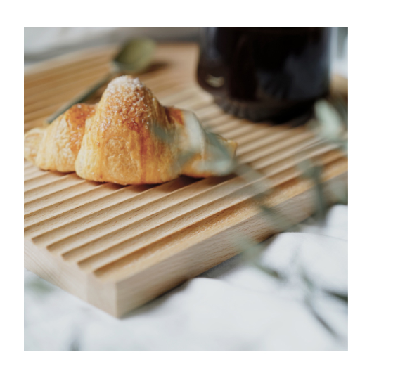 Title 6, Breakfast plate bread board log with creative c...