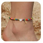 Tornozeleira Boêmia com letras, estilo asiático, pequenas contas de arroz e mensagem de amor. Um acessório delicado e charmoso para você. — foto 4