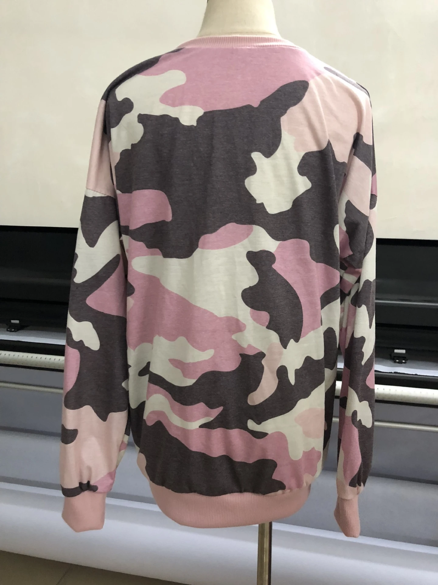 Title 12, Blusa de manga comprida com estampa de outono e...