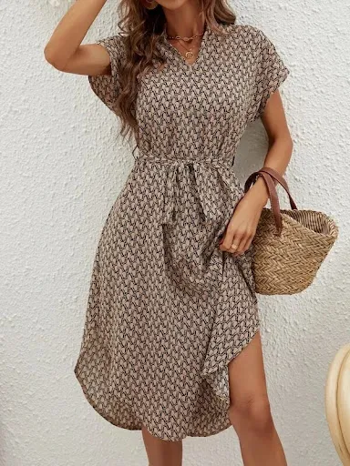 Title 2, Fashion Printed Waist Control Sleeve V-neck Sli...