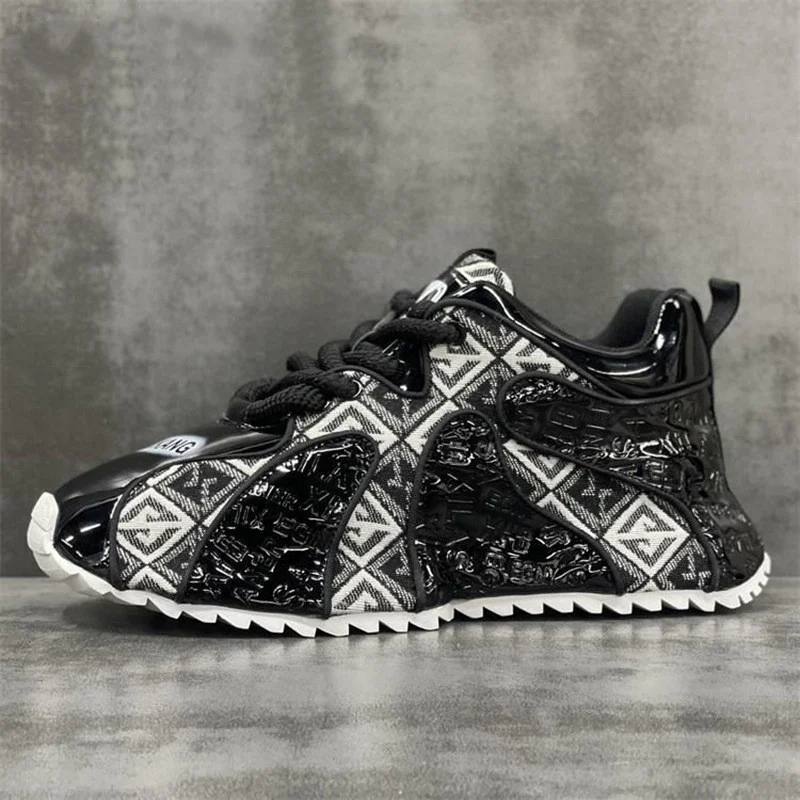 Title 20, Zapatillas de hombre ligeras con bordado juveni...