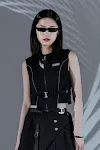 Hider New Black Reflective Strip Deconstructed Vest Women. Enhanced visibility and comfort for running, cycling, and out — photo 2