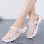 Sandalias de playa de gelatina antideslizantes con base plana ideales para la playa. Disfruta del verano con comodidad y seguridad. — foto 1