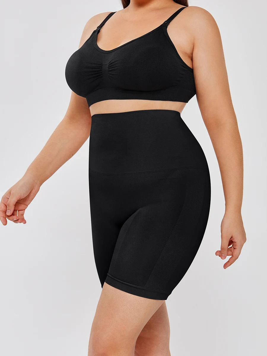 Title 19, Shorty Sculptant Taille Haute pour une Silhouet...