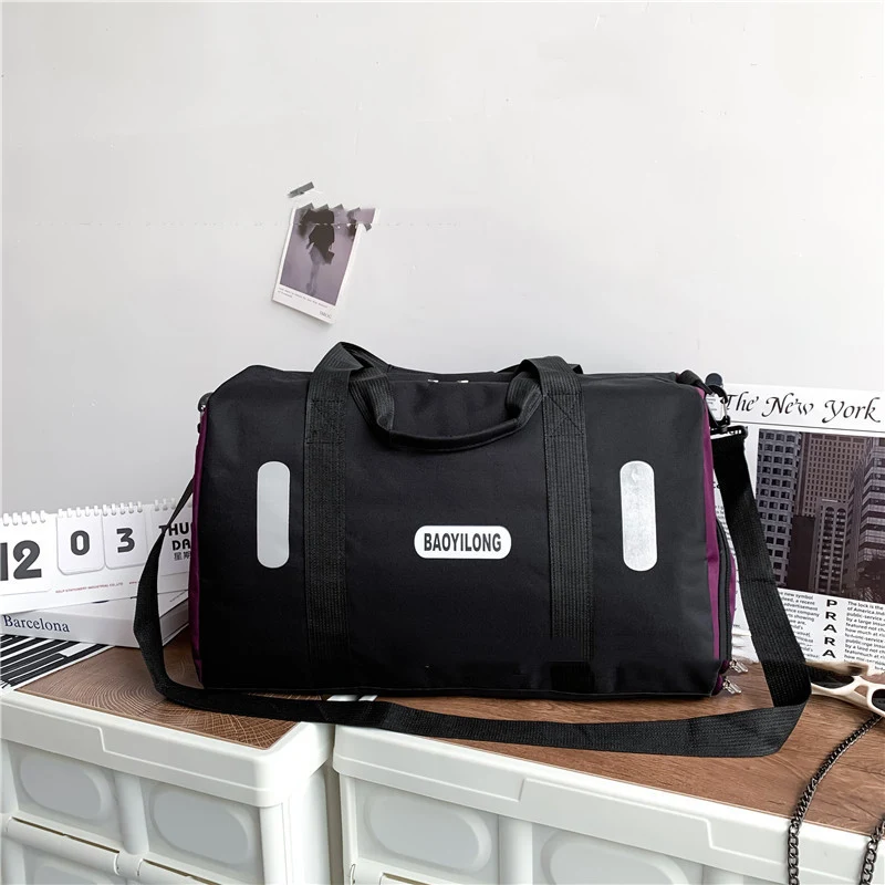 Viagem de Negócios de Curta Duração com Bolsa de Viagem Portátil. Simplifique suas viagens corporativas. Leve o essencial com conforto e praticidade. — foto 4