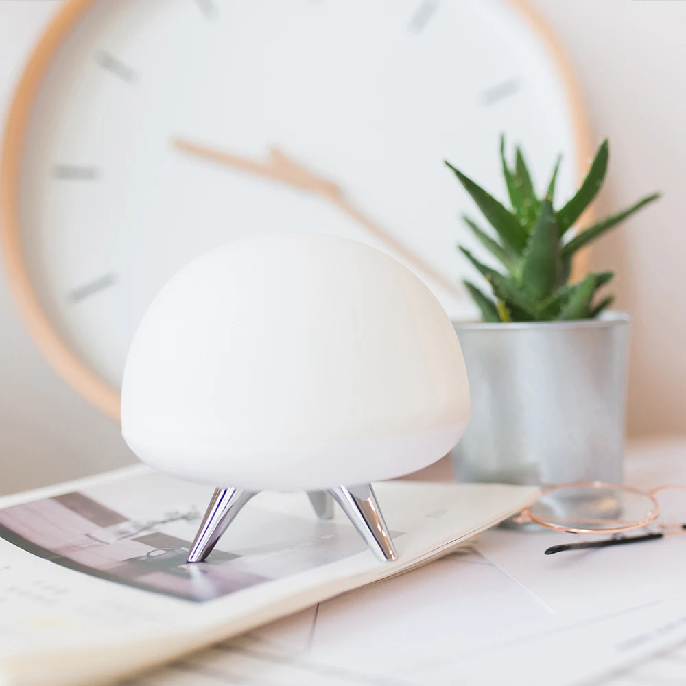 Title 5, USB charging small white pat light, touch sensi...