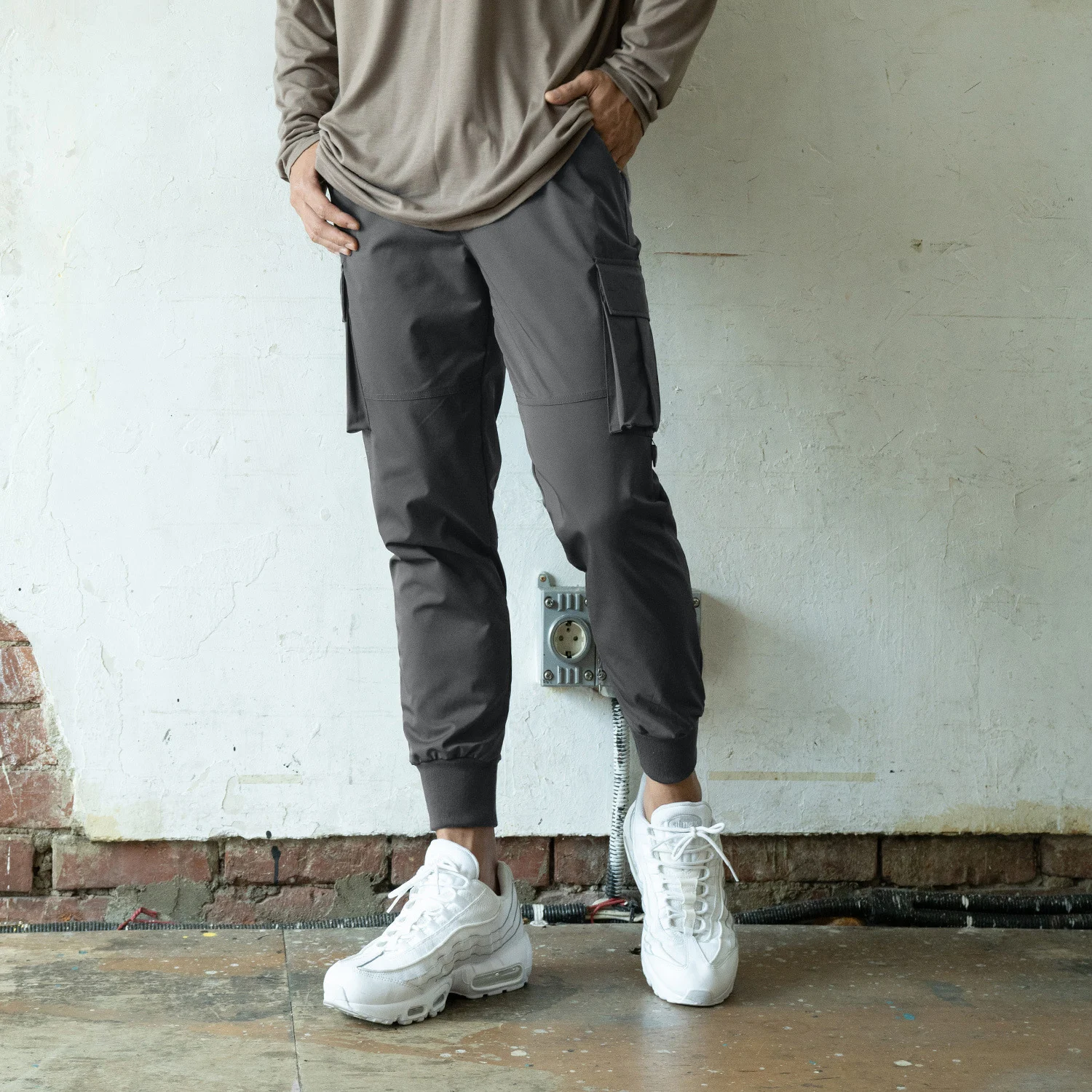 Autumn New Men's Running Workout Pants Fitness Tooling for active lifestyles. Perfect for gym, running, and various fitn — photo 3