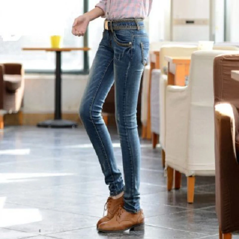 Title 7, Jeans ajustados de mujer de talle bajo y color ...
