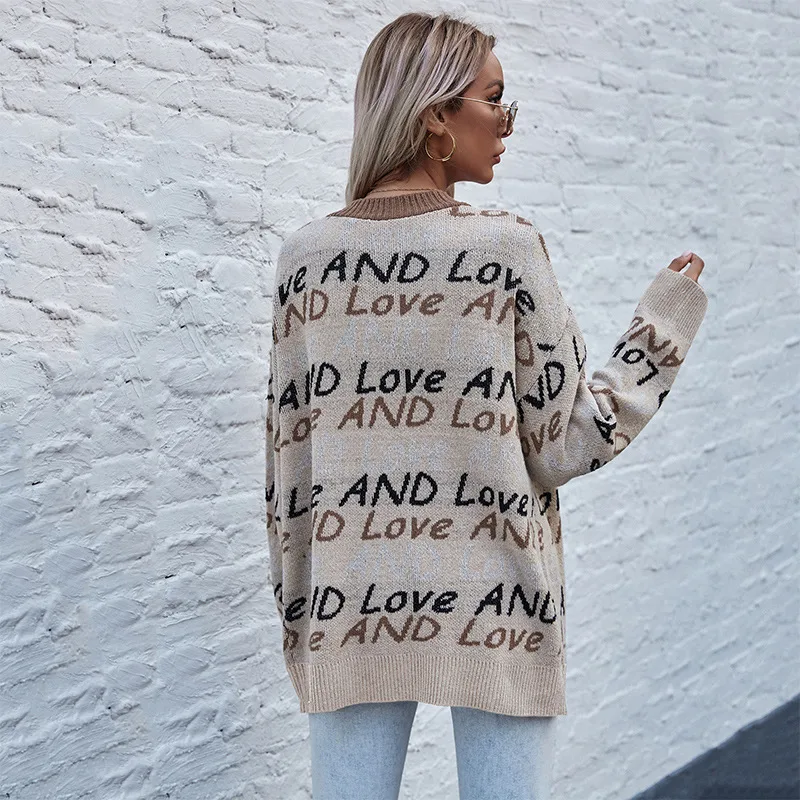 V-neck Letter Loose European And American Long-sleeved Knitted Cardigan - A comfortable and stylish addition to your war — photo 5