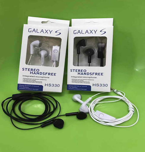 Title 1, Wired headset for crystal-clear audio. Features...