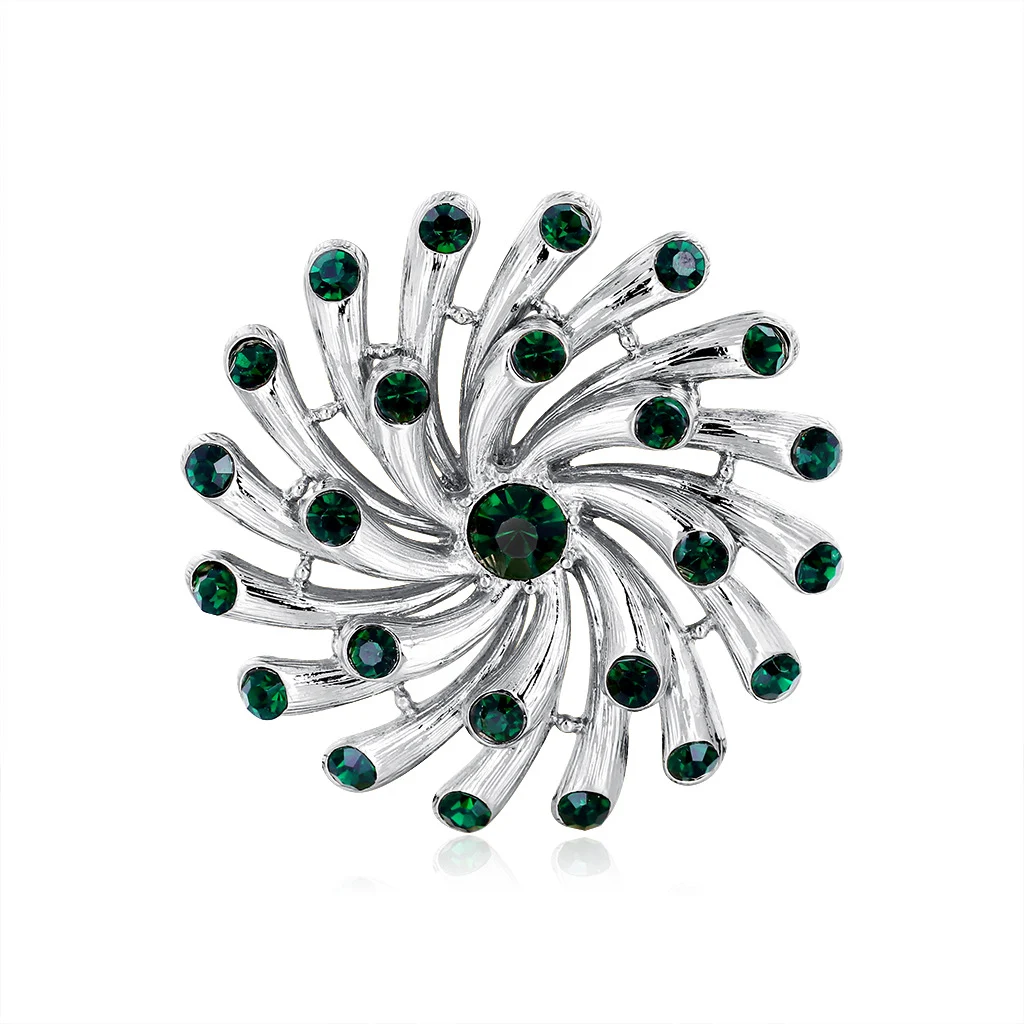 Modische Smaragd- und Diamanten-Blumenbrosche. Verleihen Sie Ihrem Outfit einen Hauch von Glamour und Eleganz mit dieser einzigartigen Brosche. — foto 2