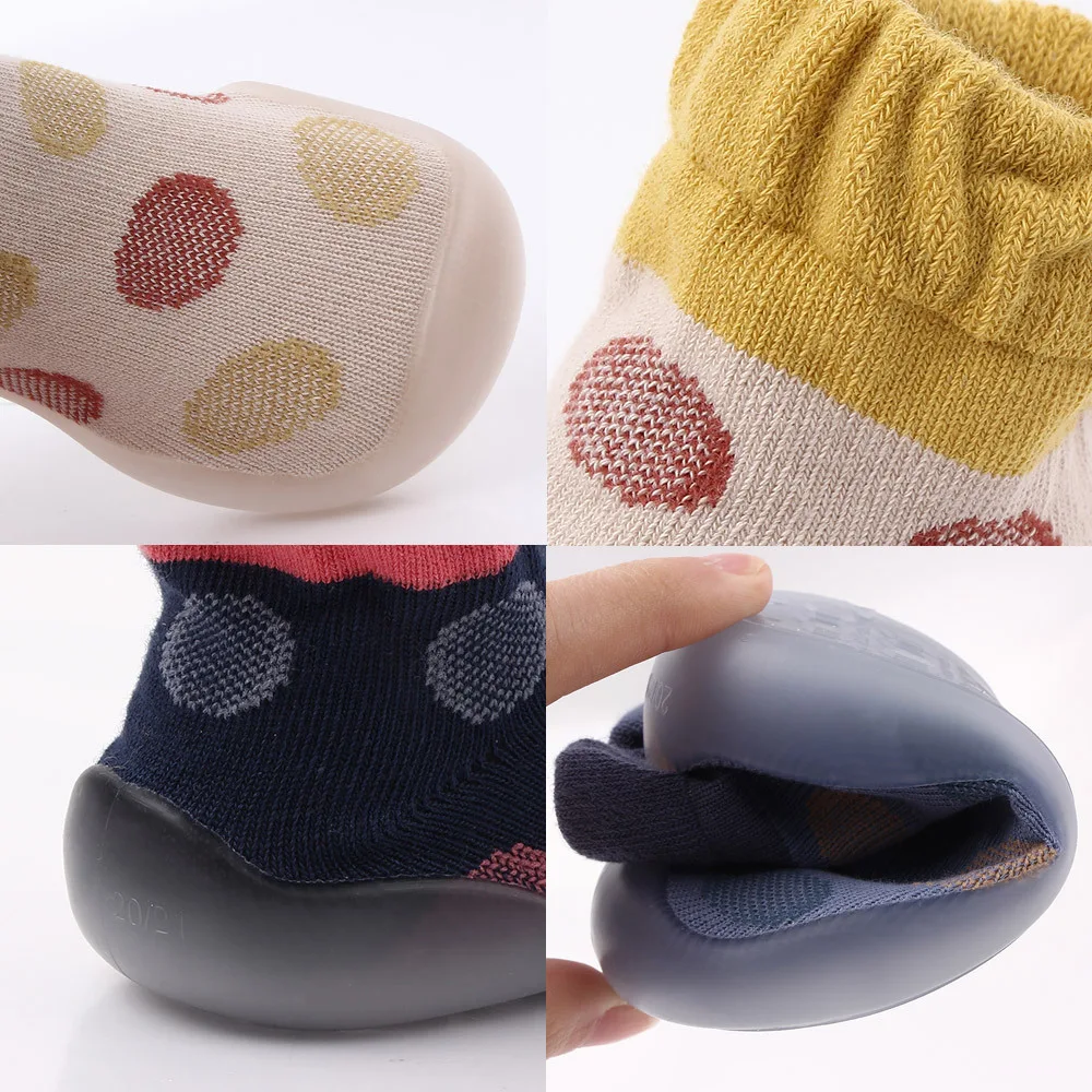 Title 5, Nuevos calcetines para bebés de lunares de prim...