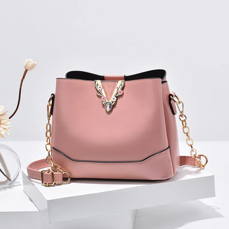 Title 4, Trendy Messenger Bag Fashion Single Shoulder Ba...