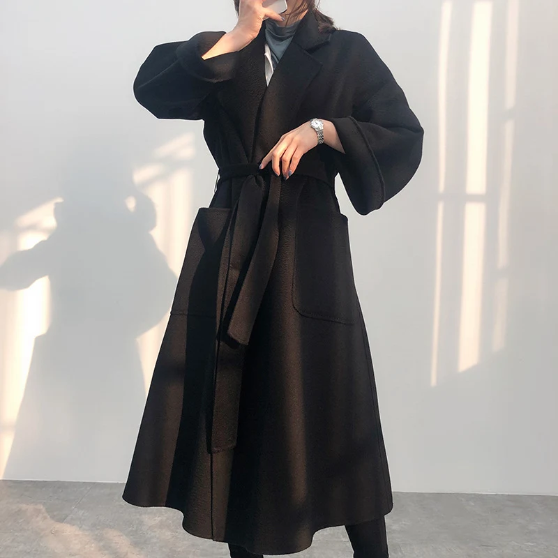 Cappotto in cashmere reversibile da donna, lungo medio, ampio, autunno e inverno. Eleganza e calore avvolgente per la stagione fredda. — foto 4