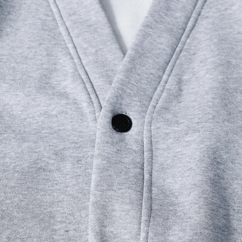 Jaqueta esportiva casual masculina com abotoamento simples. Perfeita para um visual elegante e confortável, ideal para diversas ocasiões e uso diário. — foto 2