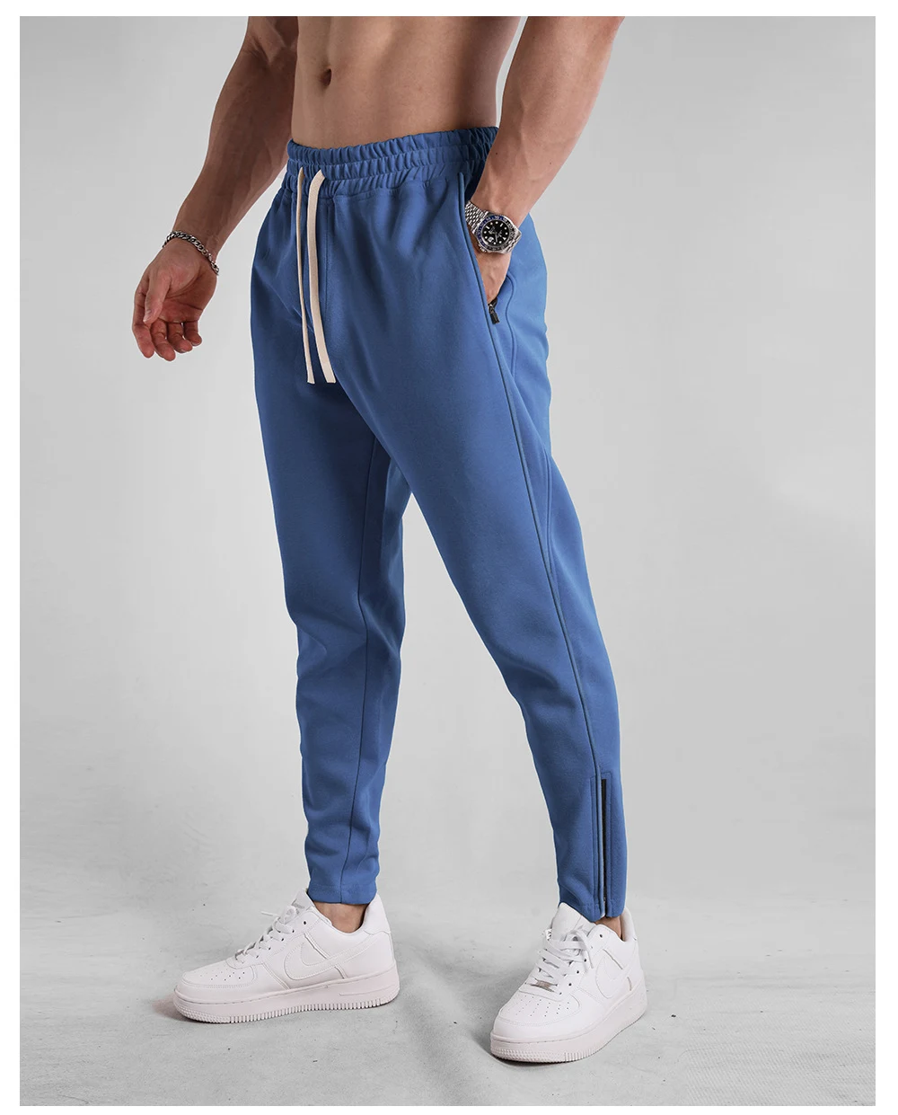 Title 23, Calças Slim Fit com Zíper na Barra e Cós Elásti...