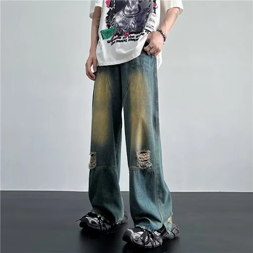 Title 10, Jeans retro z przetarciami w kolorze niebieskim...