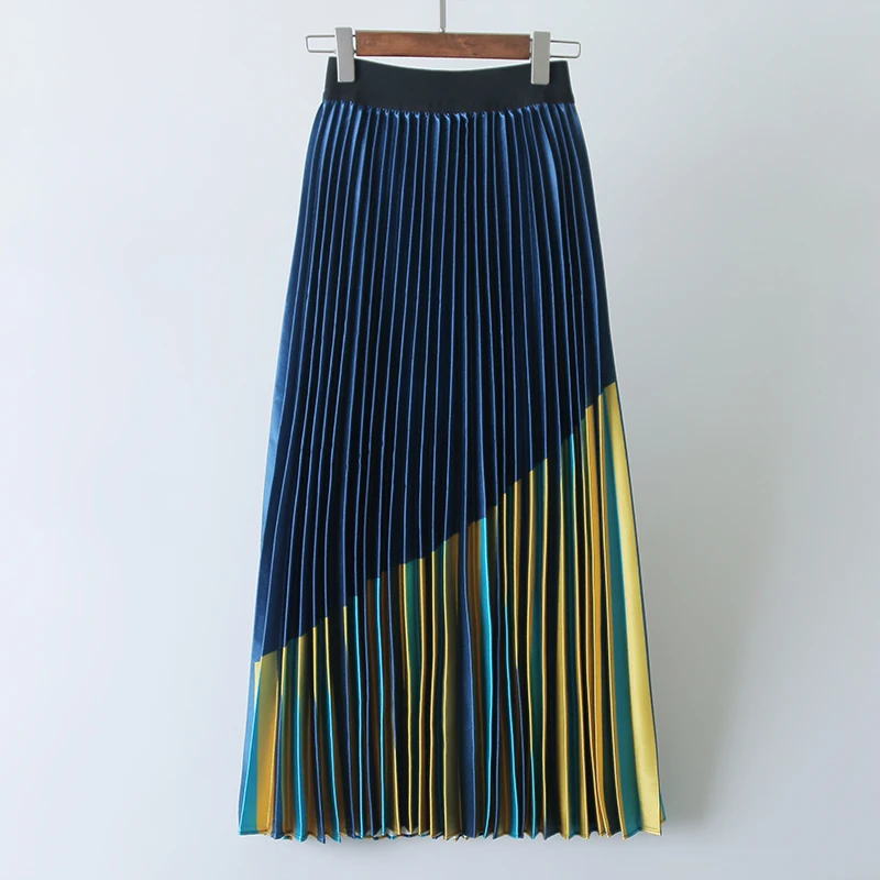 Title 1, Striped print pleated skirt for a stylish and c...
