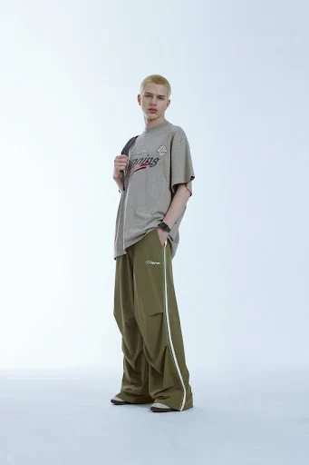 Title 2, Summer New Bright Line Side Stripe Parachute Wi...