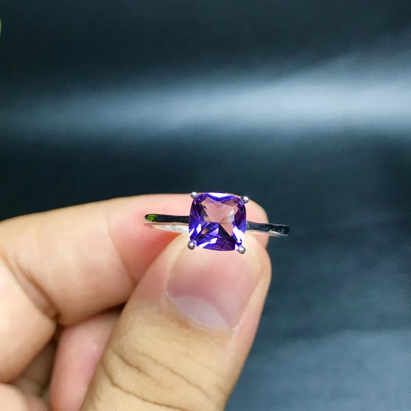 Anel de ametista autêntica para mulheres, adicione elegância ao seu visual. Perfeito para presente ou uso diário, celebre a beleza desta joia. — foto 4