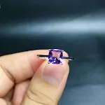 Anel de ametista autêntica para mulheres, adicione elegância ao seu visual. Perfeito para presente ou uso diário, celebre a beleza desta joia. — foto 4