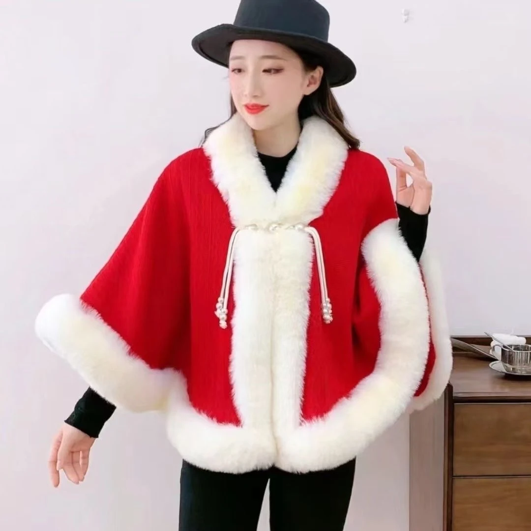 New Chinese Beige Furry Coat Cheongsam Bridal Wedding Dress with Bright Beads, Solid Color Knit, and Fluff Cloak for a s — photo 5