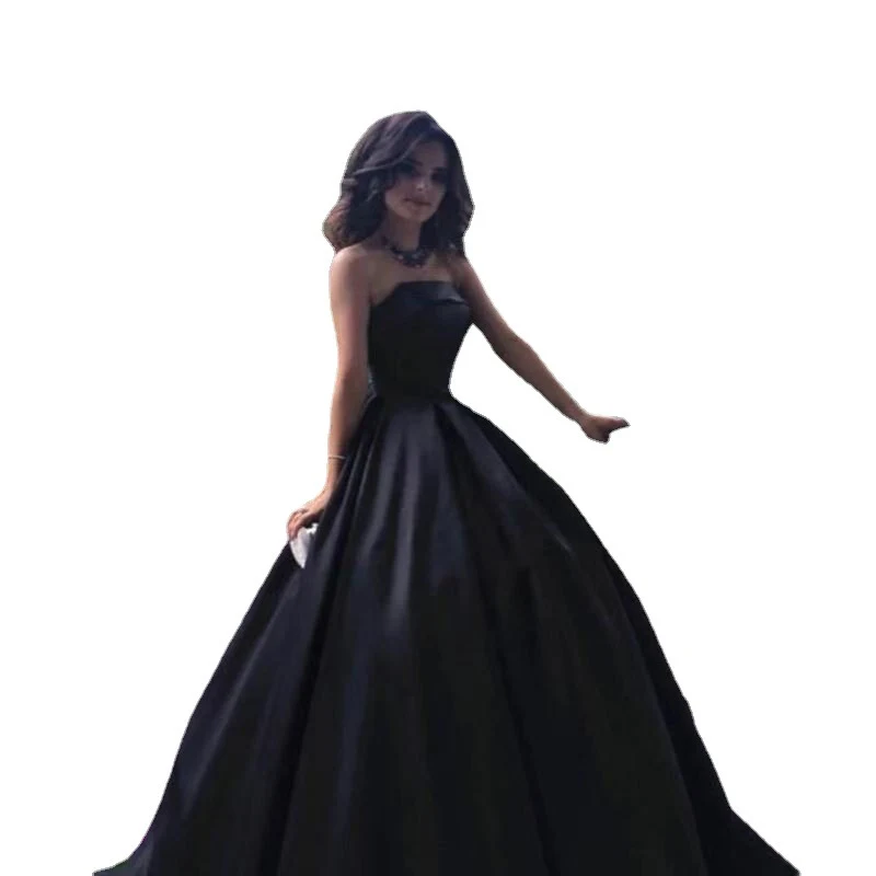Vestido de Noite Feminino Preto com Bojo, Cetim Longo até o Chão. Simples e Sofisticado para Ocasiões Especiais. — foto 3